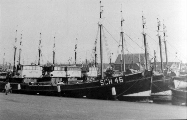 Mijn 5de schip in 1958: de SCH 46, de FRANK: Klik op de foto voor informatie en een vergroting