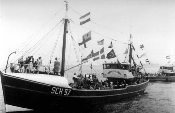 Mijn 6de schip in 1958-60: SCH 97, de CONDOR: Klik op de foto voor informatie en een vergroting