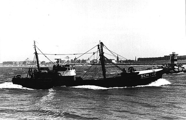 Mijn 19de schip in 1967-68: SCH 248, de PRINSES MARGRIET: Klik op de foto voor informatie en een vergroting