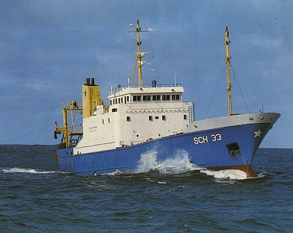 Mijn 31ste schip in 1984-86: SCH 33(N), de JOHANNA MARIA: Klik op de foto voor informatie en een vergroting